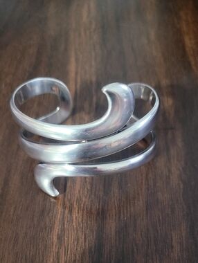 James Avery Sterling Silver Avant Spiral Cuff Bracelet